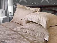 Популярное постельное белье Verossa: характеристики материалов, расцветок